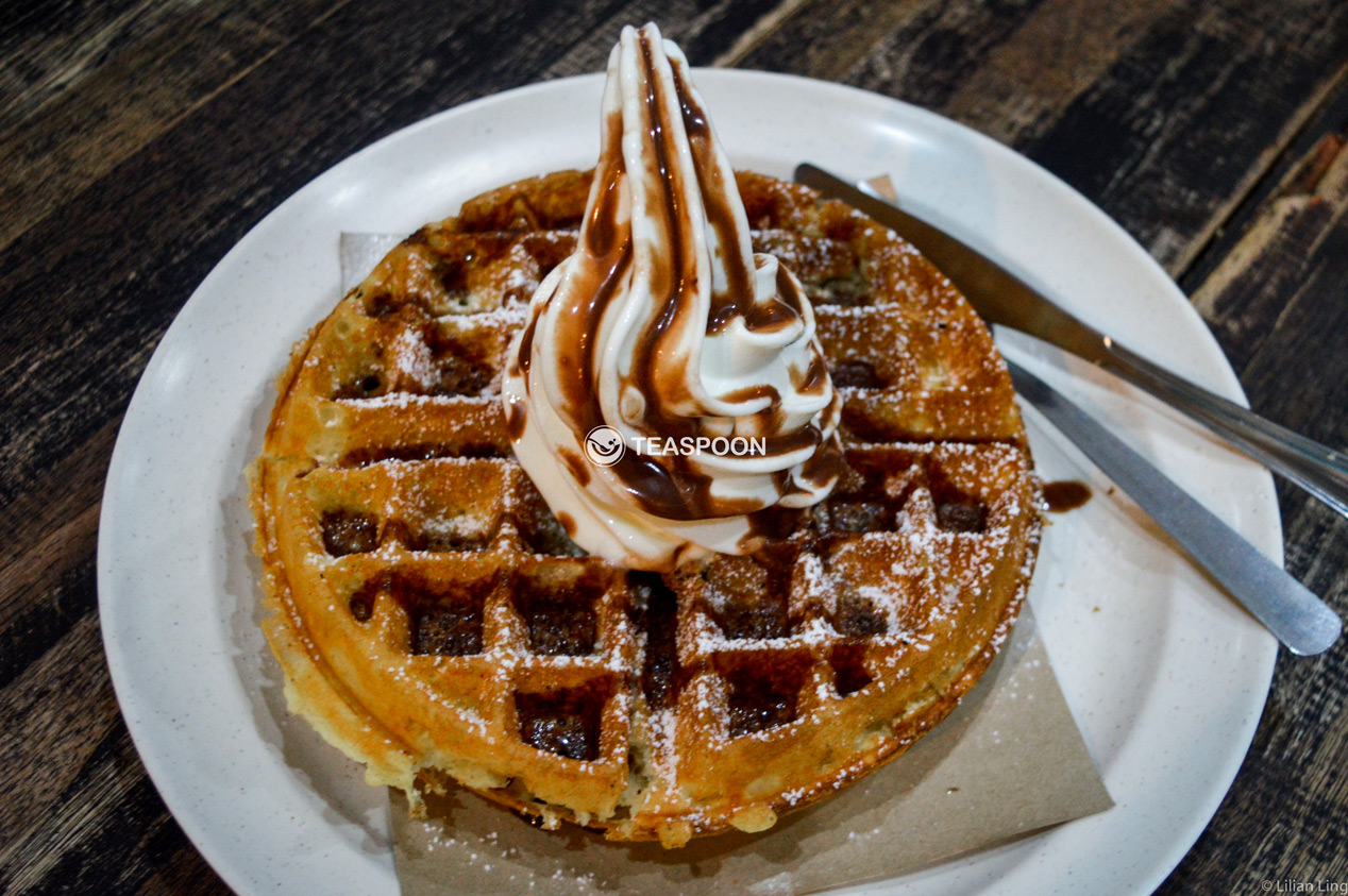 【Kuching Must Eat】Best Waffles & Ice Cream in Town! Teaspoon